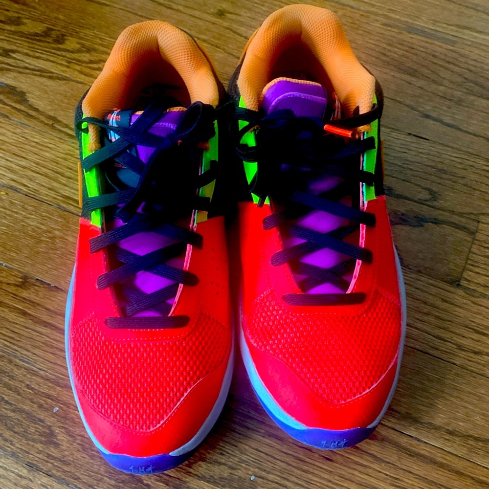 Jhmorant basketball gym shoes number 12 used but not worn out still looks great